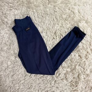 Women’s XS Navy Kerrits Knee Patch Horseback Riding Tights Breeches. Good Cond.